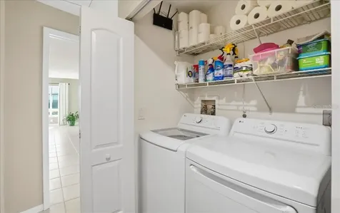 3908 Center Gate Circle Sarasota FL 34233