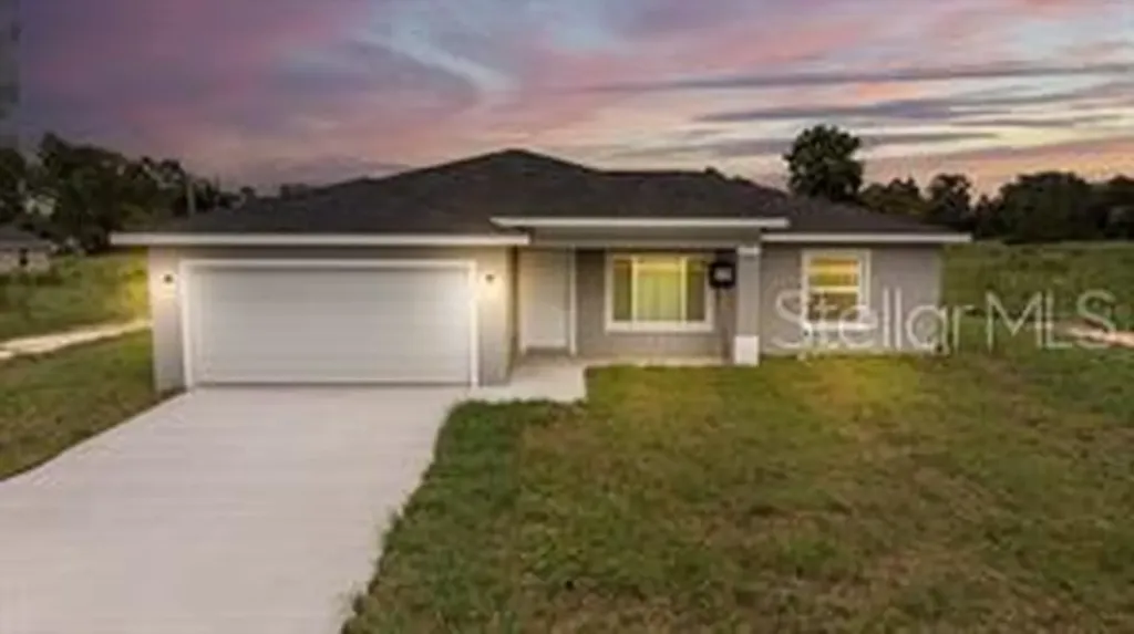 151 Malauka Road Ocklawaha FL 32179
