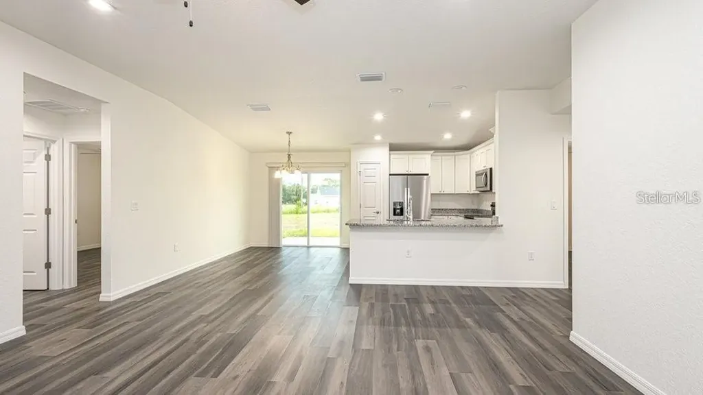 151 Malauka Road Ocklawaha FL 32179