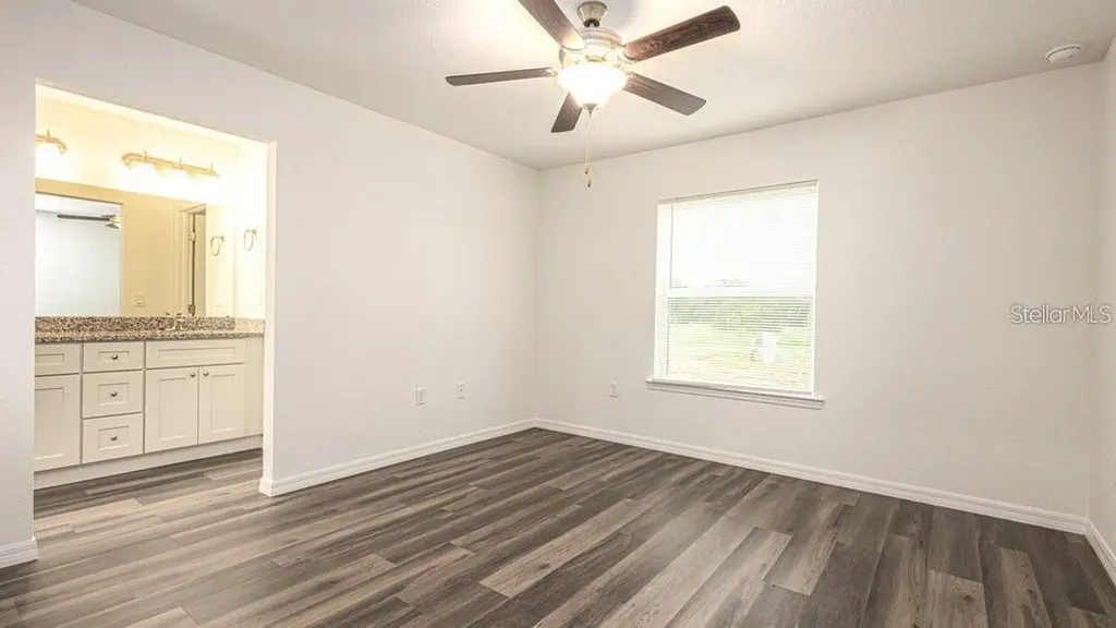 151 Malauka Road Ocklawaha FL 32179