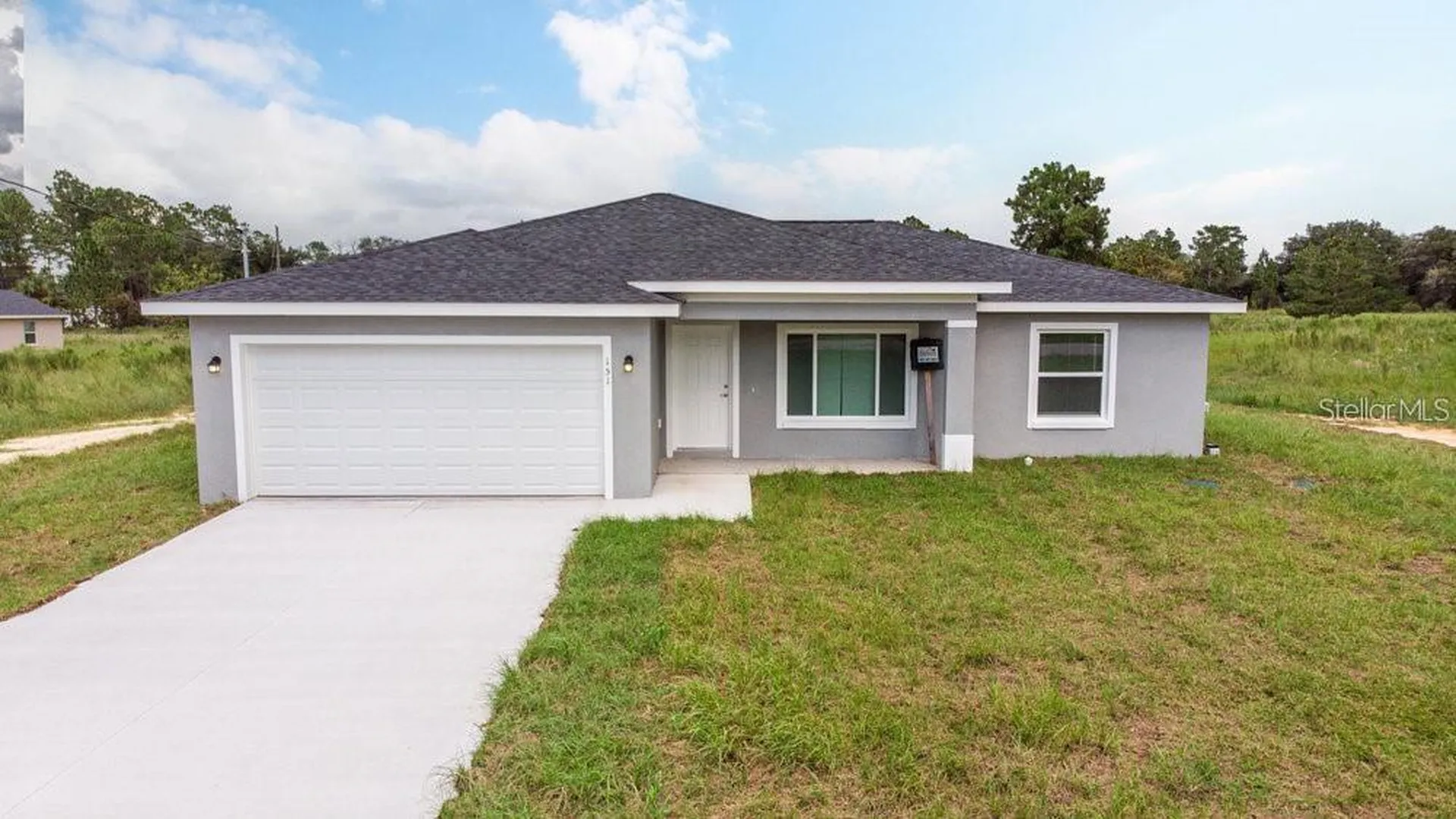 151 Malauka Road Ocklawaha FL 32179