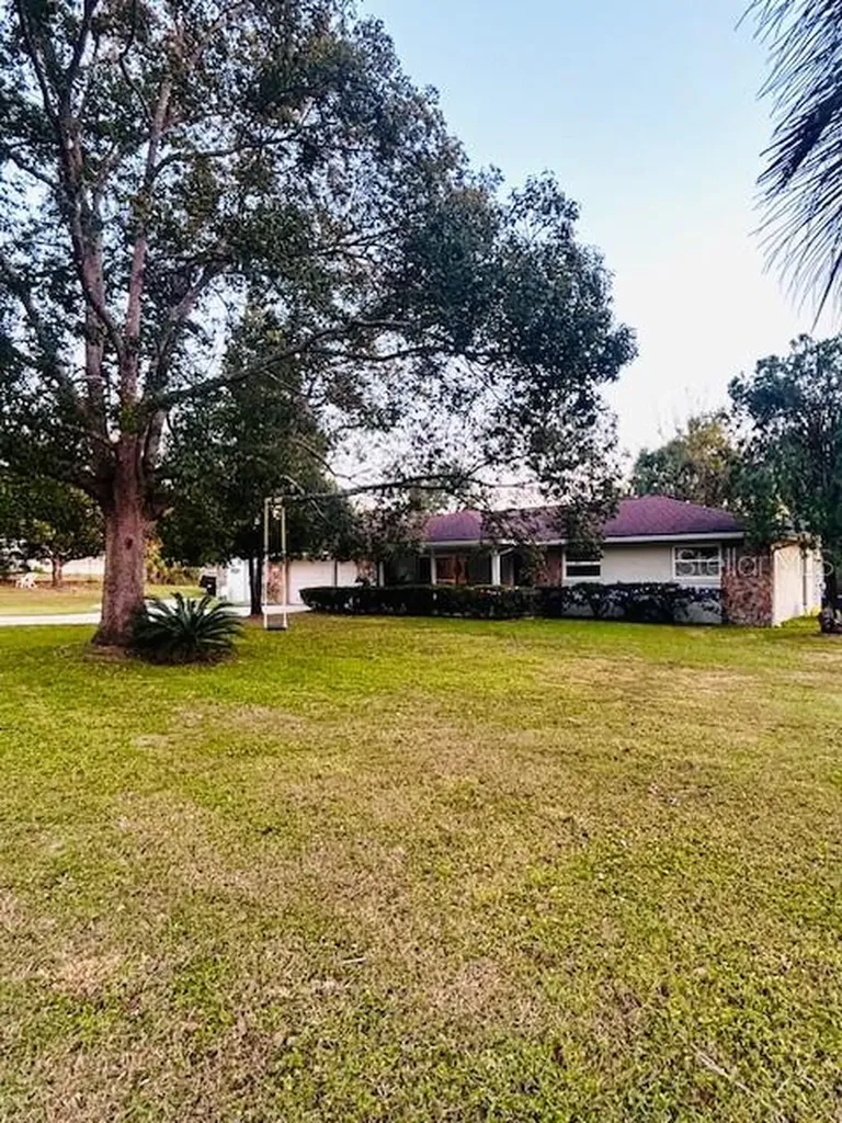 37252 Hilltop Drive Zephyrhills FL 33541
