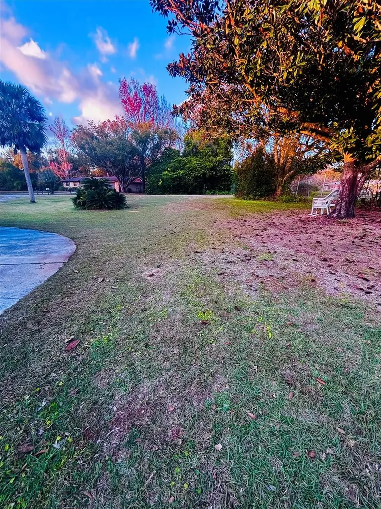 37252 Hilltop Drive Zephyrhills FL 33541