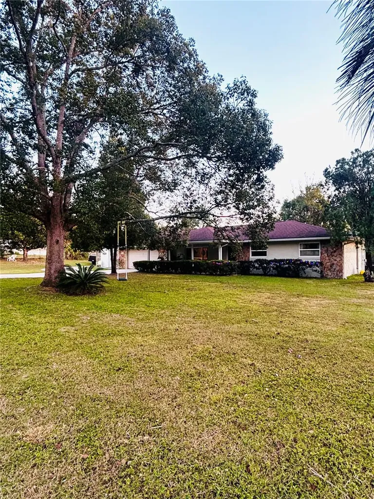 37252 Hilltop Drive Zephyrhills FL 33541