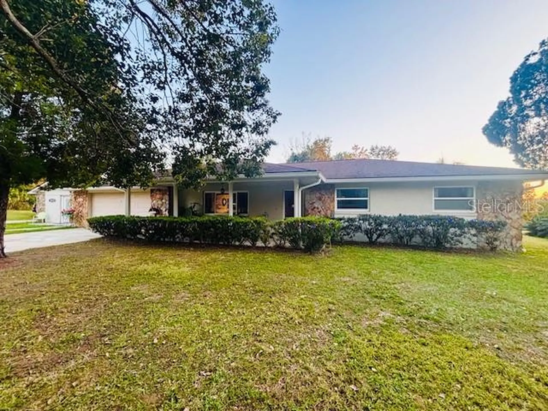 37252 Hilltop Drive Zephyrhills FL 33541