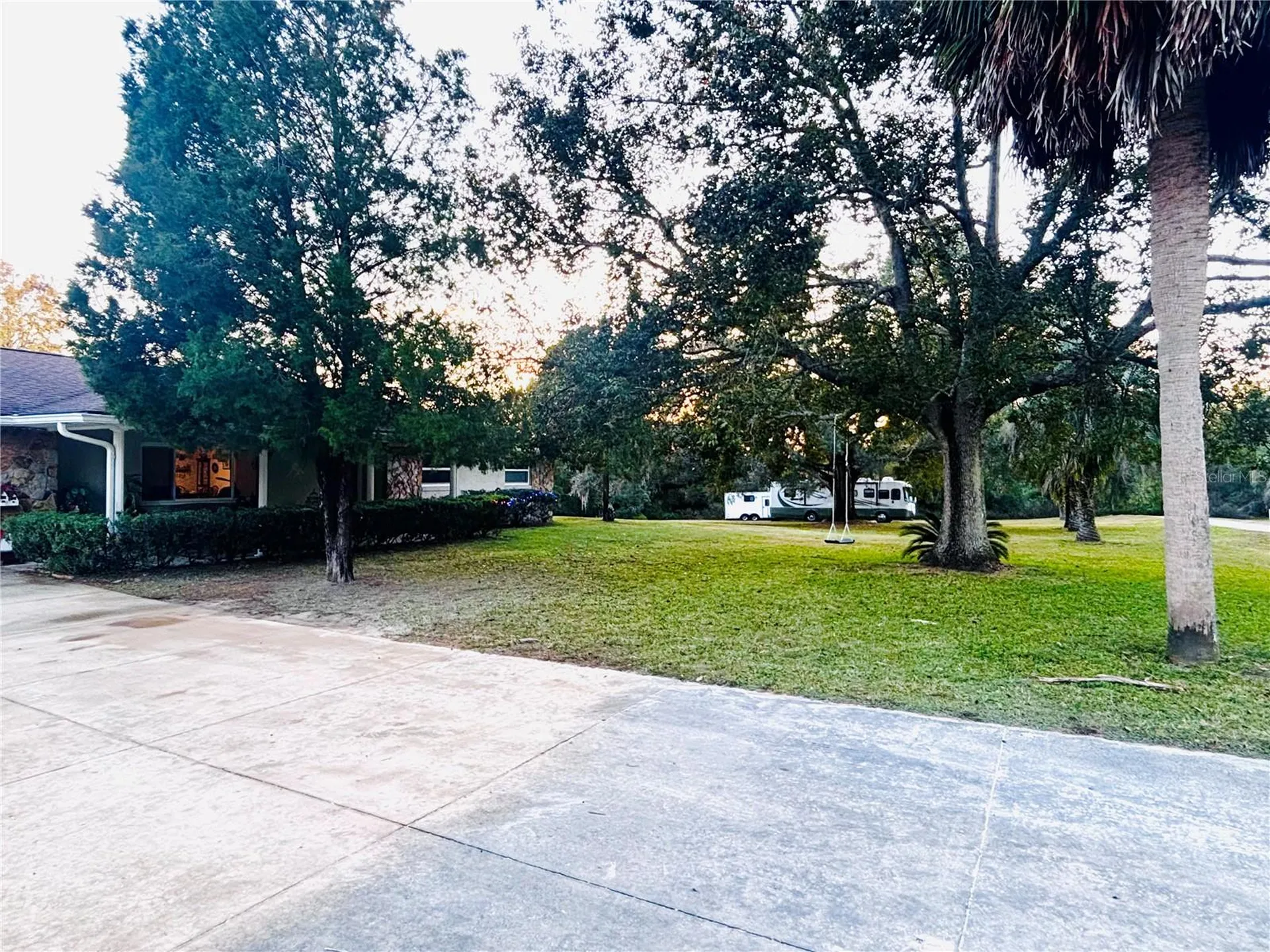 37252 Hilltop Drive Zephyrhills FL 33541