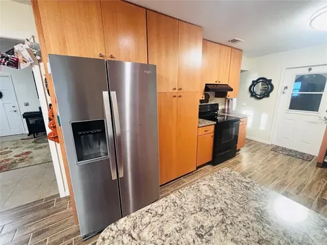 37252 Hilltop Drive Zephyrhills FL 33541