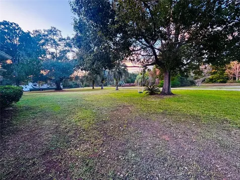 37252 Hilltop Drive Zephyrhills FL 33541