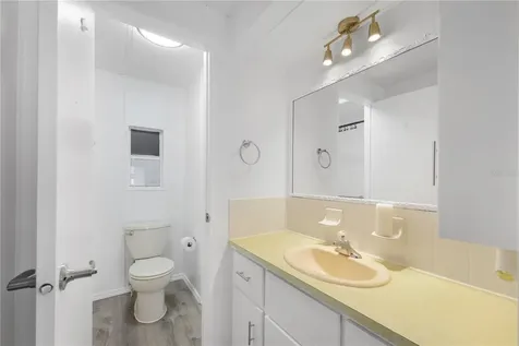 2100 Kings Highway Port Charlotte FL 33980