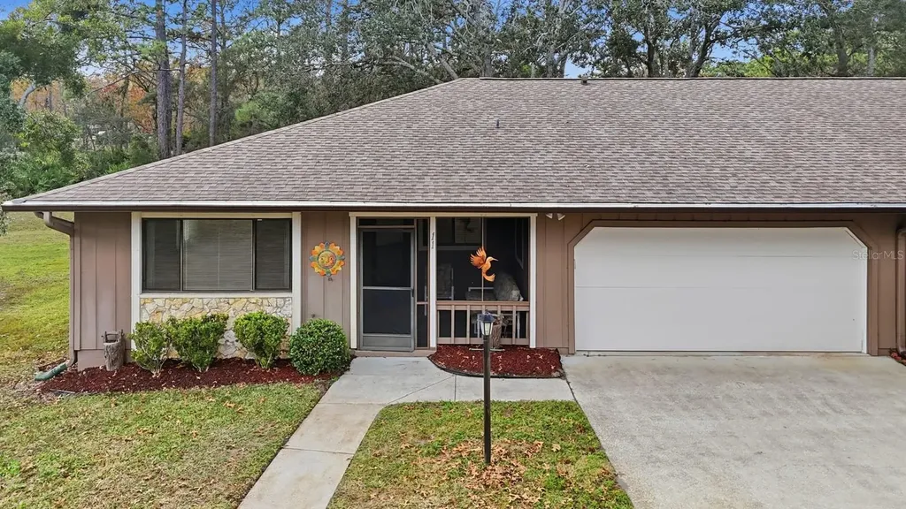 11 Lakepoint Circle Port Orange FL 32128