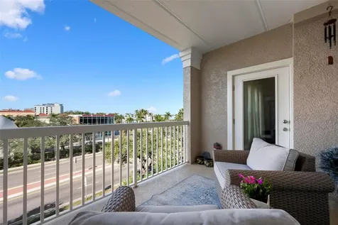 808 3rd Avenue W Bradenton FL 34205