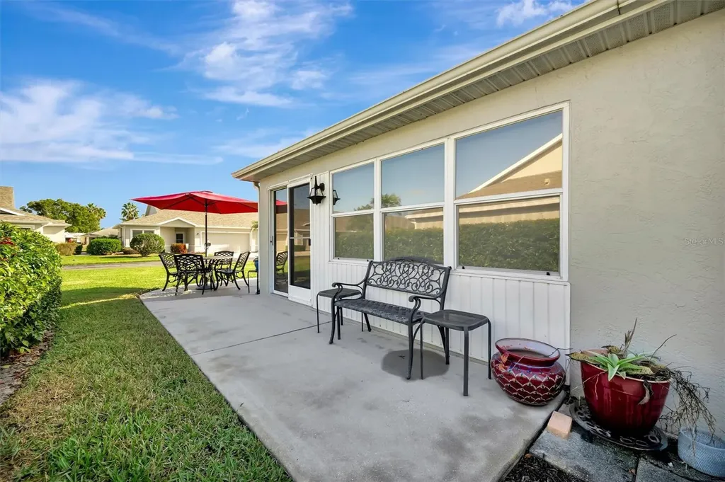 1612 Fairway Oaks Drive Palmetto FL 34221