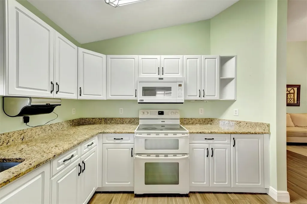 1612 Fairway Oaks Drive Palmetto FL 34221