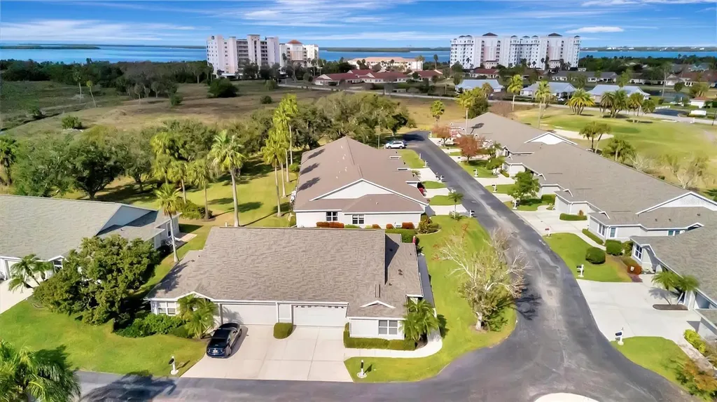 1612 Fairway Oaks Drive Palmetto FL 34221