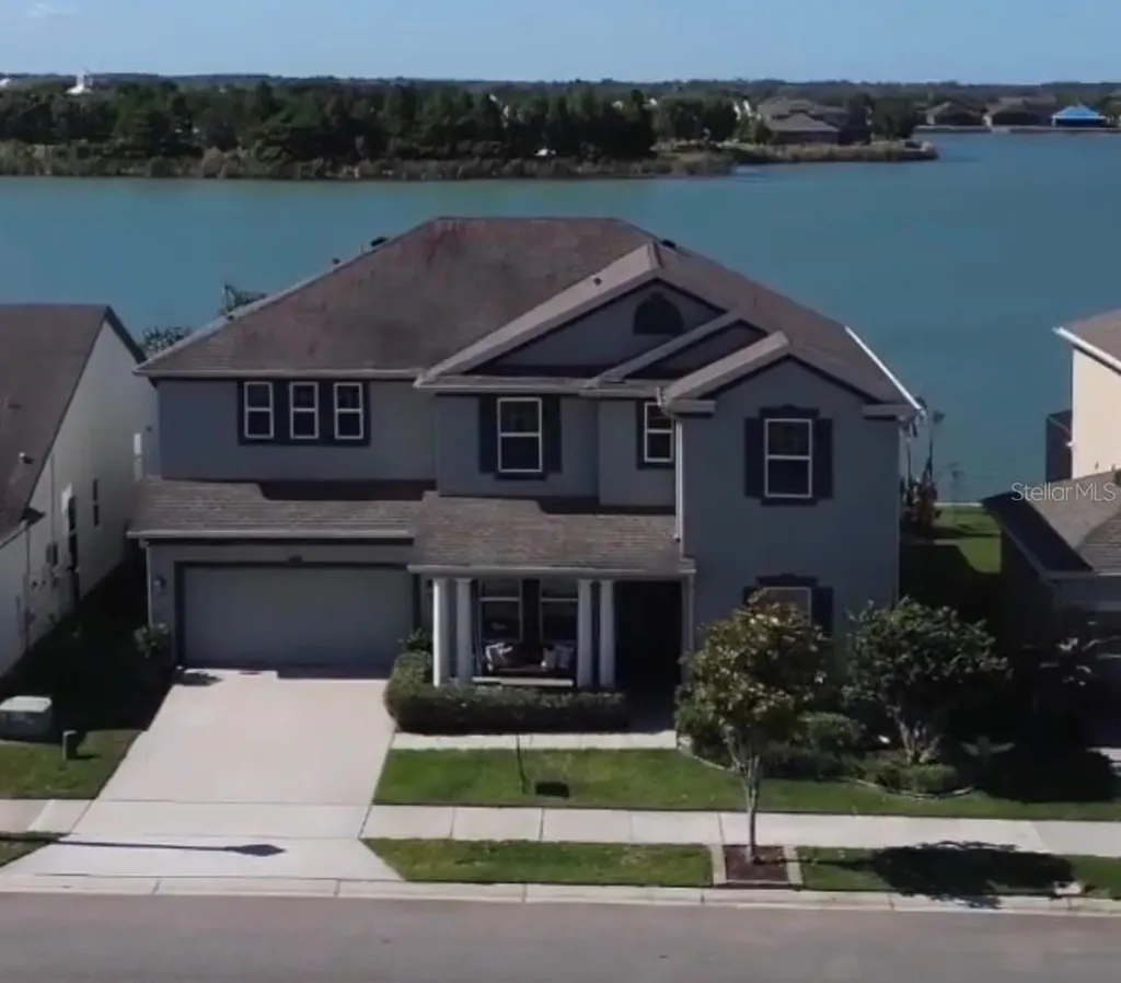 417 Blue Cypress Drive Groveland FL 34736