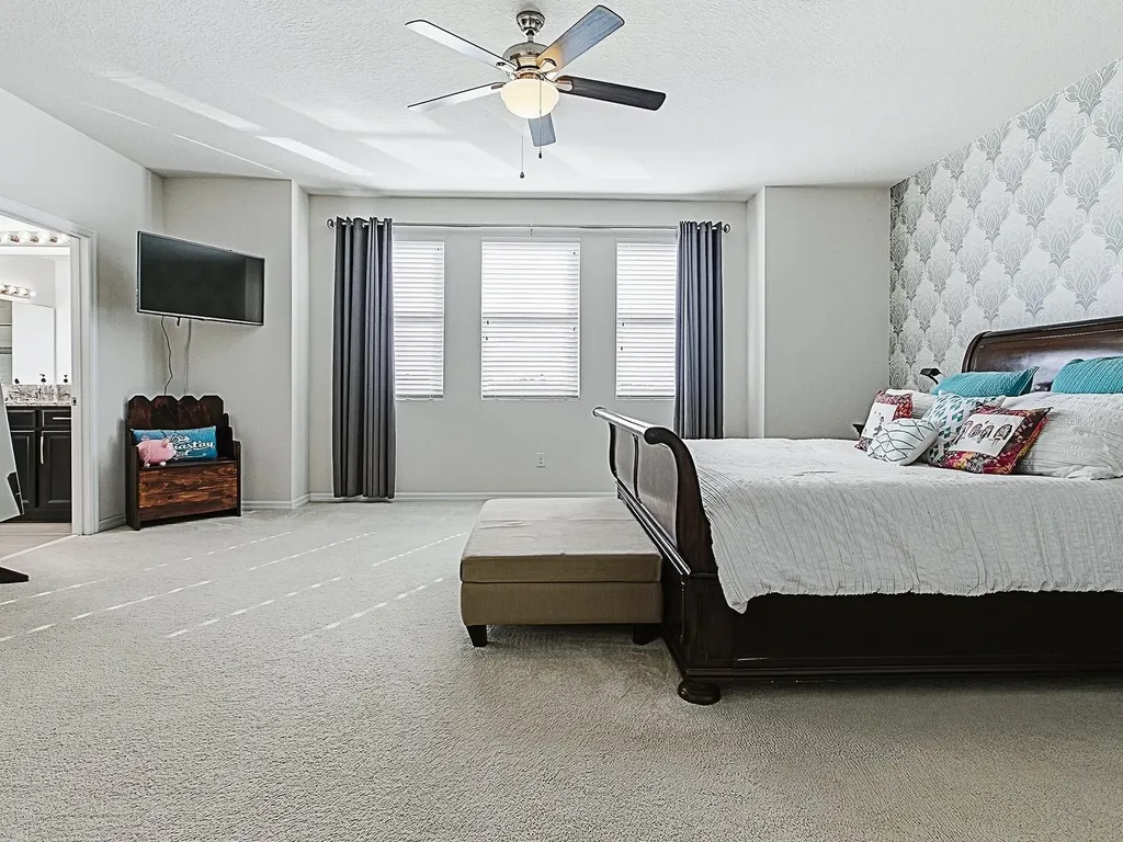 417 Blue Cypress Drive Groveland FL 34736