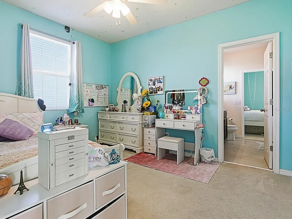 417 Blue Cypress Drive Groveland FL 34736