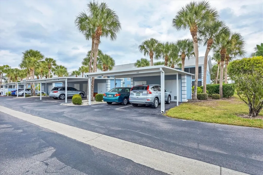 454 Cerromar Road Venice FL 34293