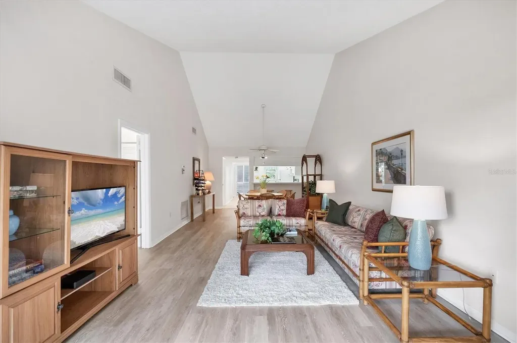 454 Cerromar Road Venice FL 34293