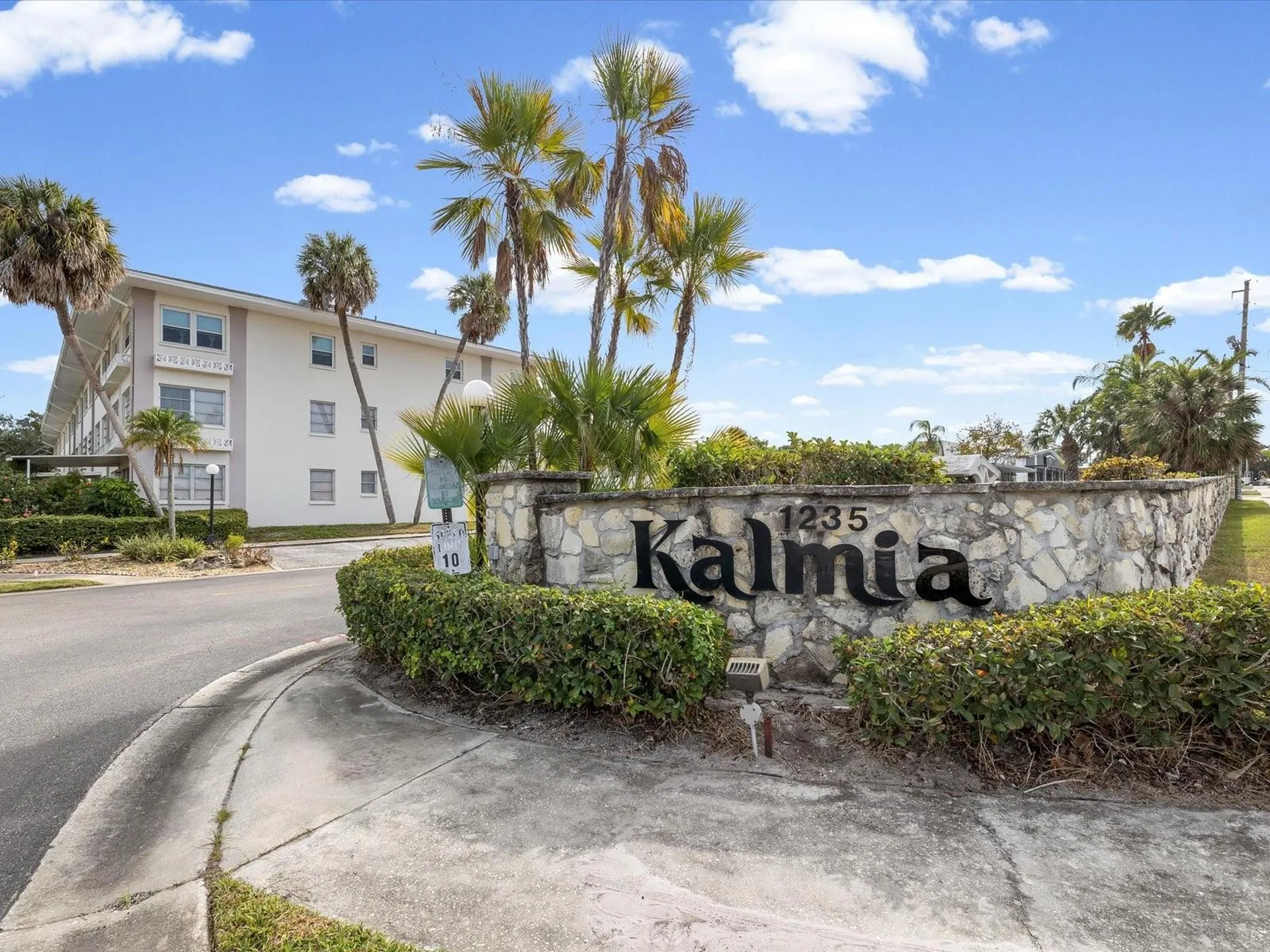 1235 S Highland Avenue Clearwater FL 33756