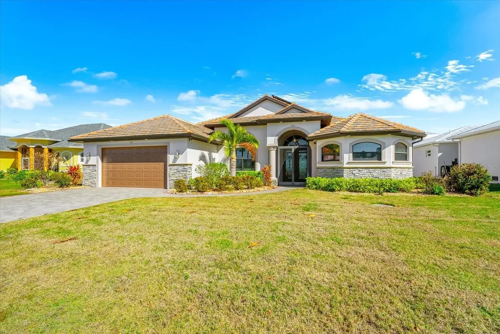 9614 Shelburne Circle Port Charlotte FL 33981