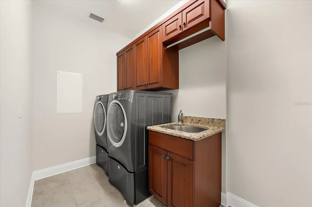 9614 Shelburne Circle Port Charlotte FL 33981