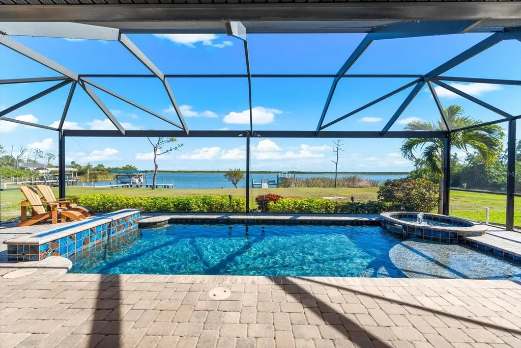 9614 Shelburne Circle Port Charlotte FL 33981