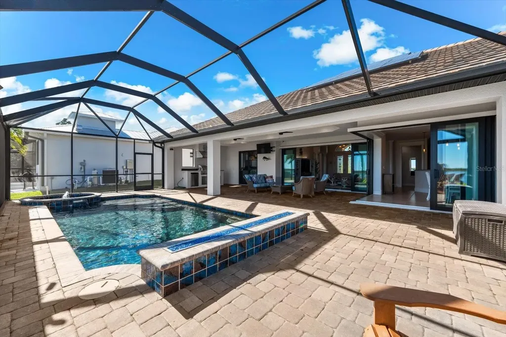 9614 Shelburne Circle Port Charlotte FL 33981