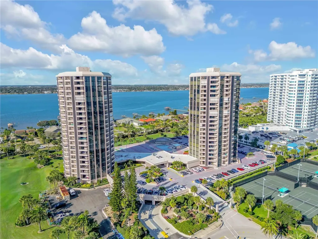 1 Oceans West Boulevard Daytona Beach FL 32118