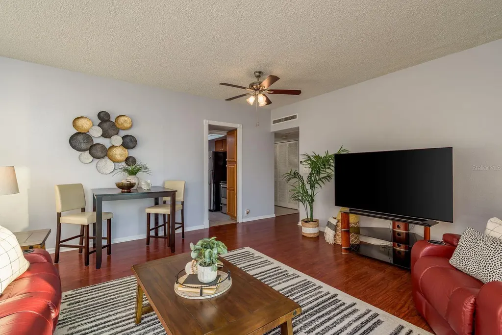 880 Mandalay Avenue Clearwater Beach FL 33767