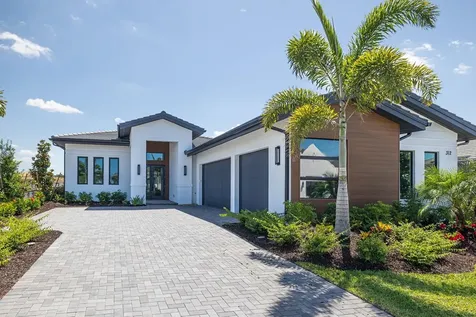 312 Blue Pearl Court Sarasota FL 34240