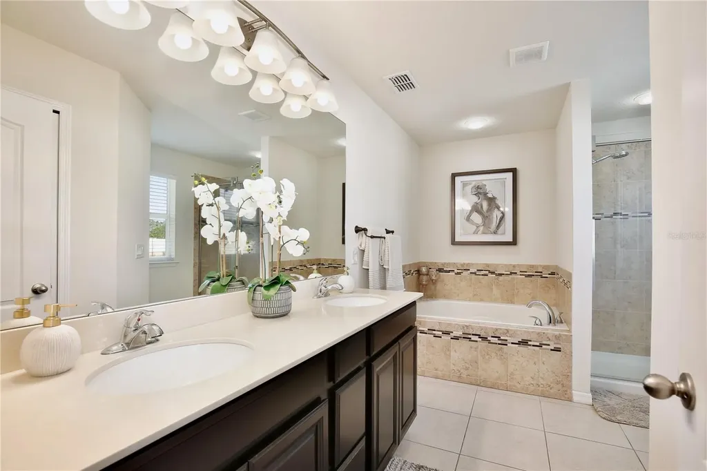 6049 Fender Court Orlando FL 32837