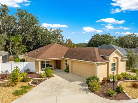 16777 SE 74 Soulliere Avenue The Villages FL 32162