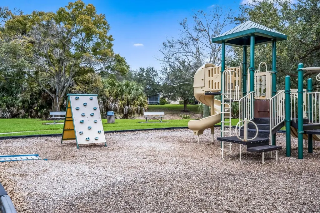 3618 Summerwind Circle Bradenton FL 34209