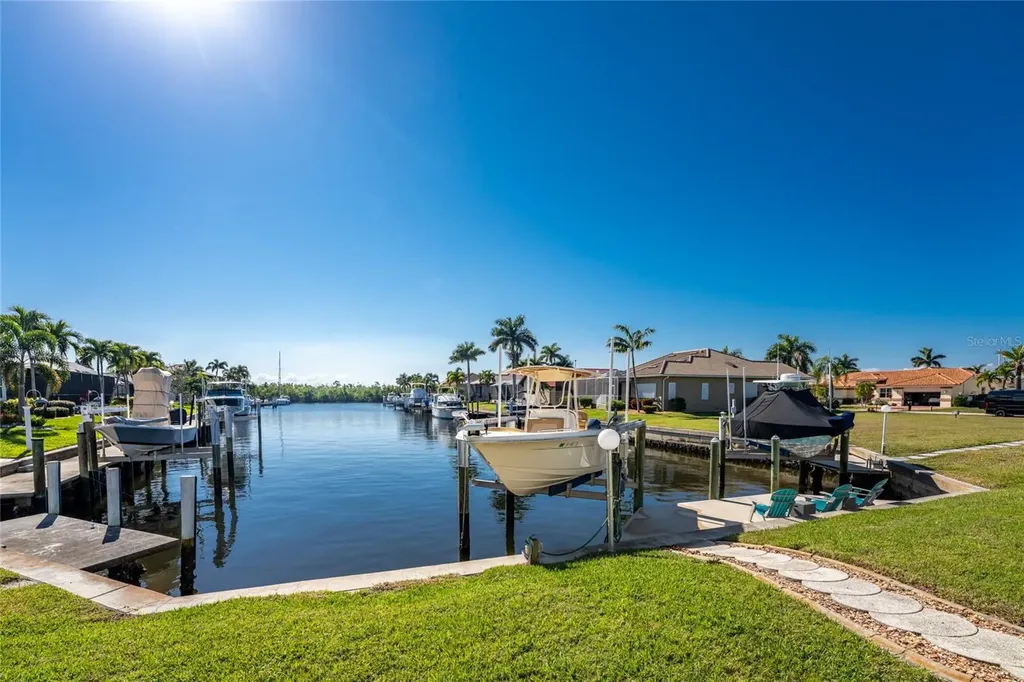 2611 Ryan Boulevard Punta Gorda FL 33950