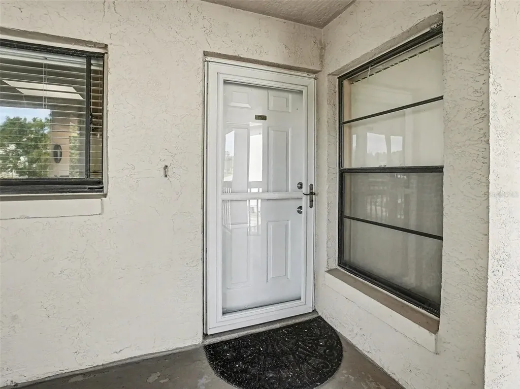 1052 Lotus Cove Court Altamonte Springs FL 32714