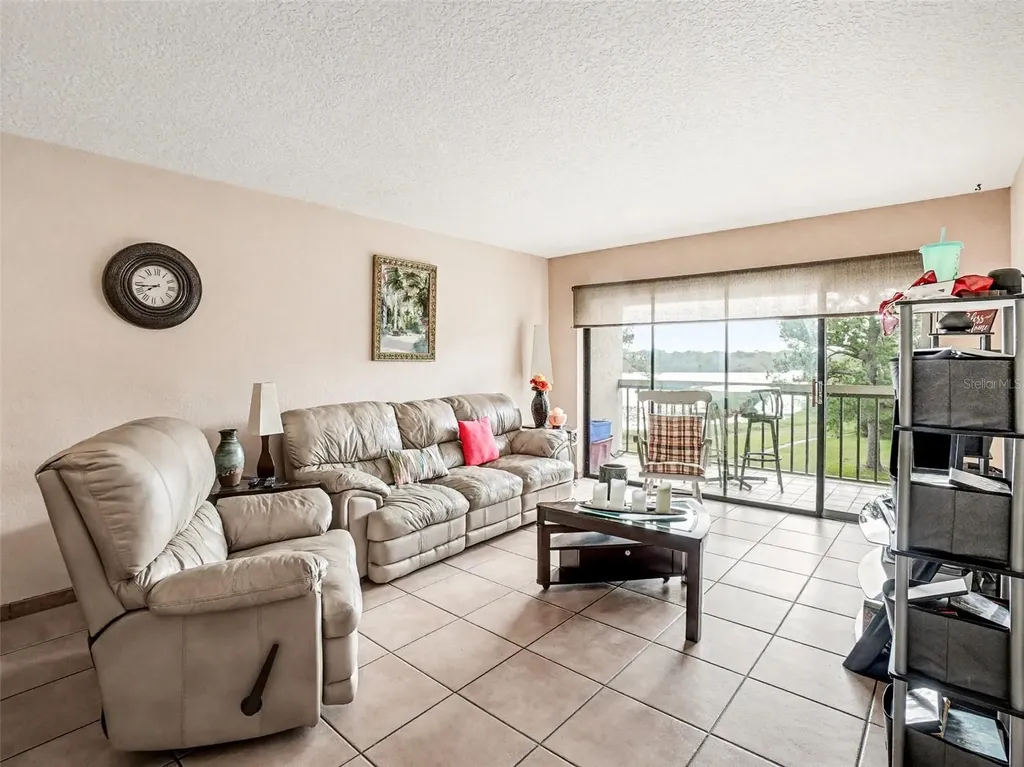 1052 Lotus Cove Court Altamonte Springs FL 32714