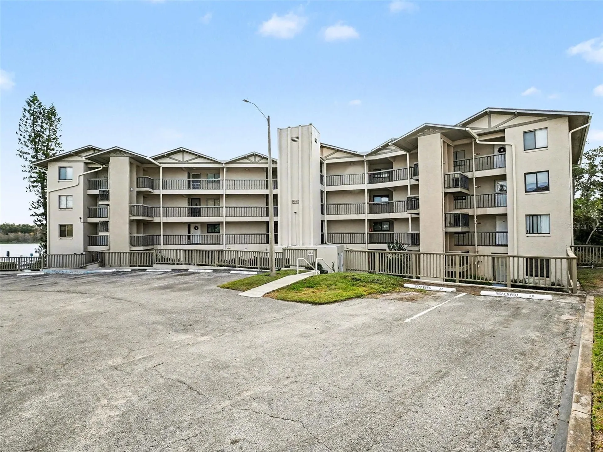 1052 Lotus Cove Court Altamonte Springs FL 32714