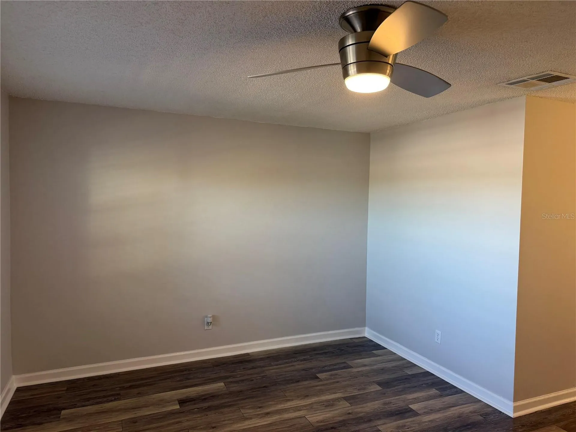 2452 Enterprise Road Clearwater FL 33763