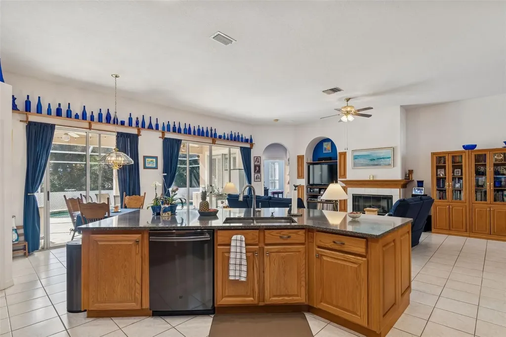 928 Oakview Road Tarpon Springs FL 34689