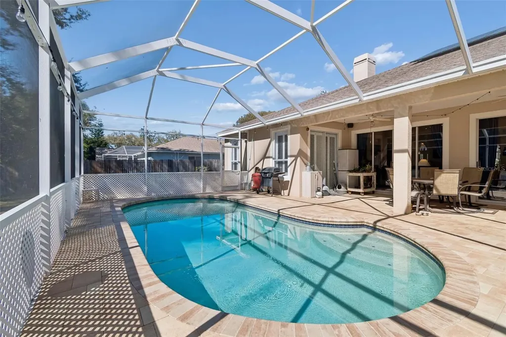 928 Oakview Road Tarpon Springs FL 34689