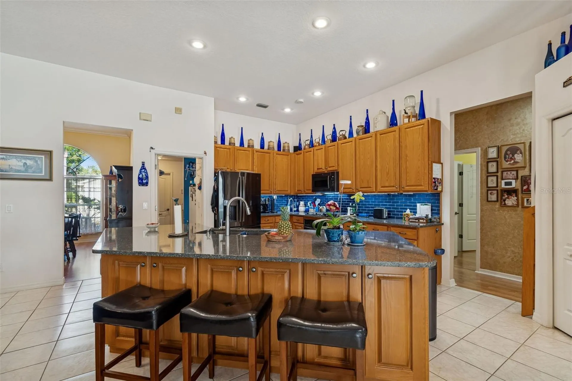 928 Oakview Road Tarpon Springs FL 34689
