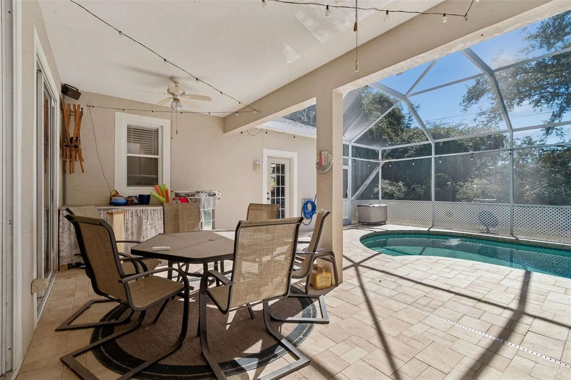 928 Oakview Road Tarpon Springs FL 34689