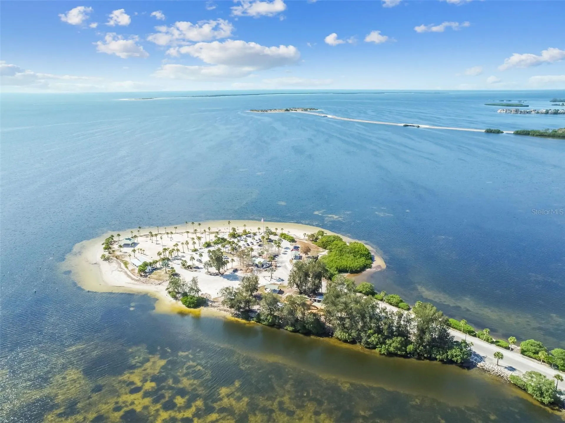 928 Oakview Road Tarpon Springs FL 34689