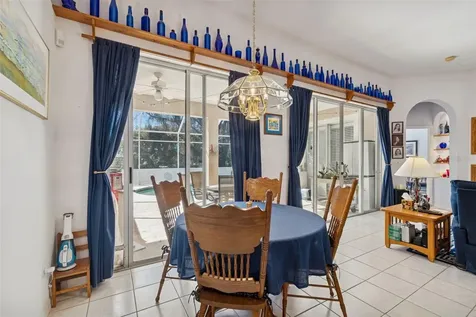928 Oakview Road Tarpon Springs FL 34689