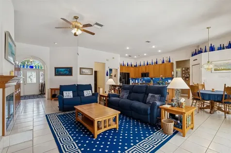 928 Oakview Road Tarpon Springs FL 34689