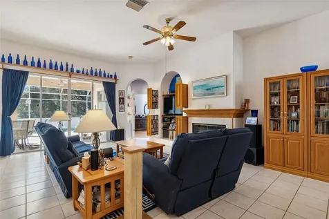 928 Oakview Road Tarpon Springs FL 34689