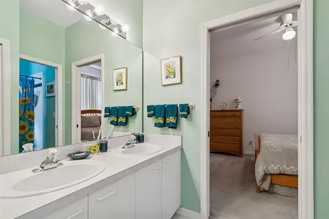 928 Oakview Road Tarpon Springs FL 34689