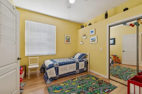 928 Oakview Road Tarpon Springs FL 34689