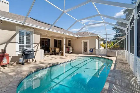 928 Oakview Road Tarpon Springs FL 34689